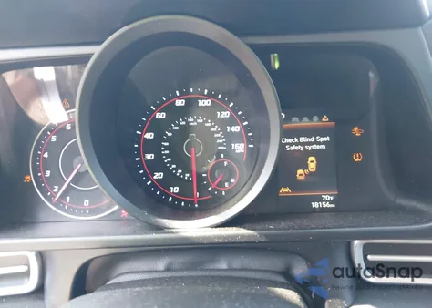 2022 Hyundai Elantra Sel z USA, uszkodzony, nr VIN 5NPLM4AG1NH056656